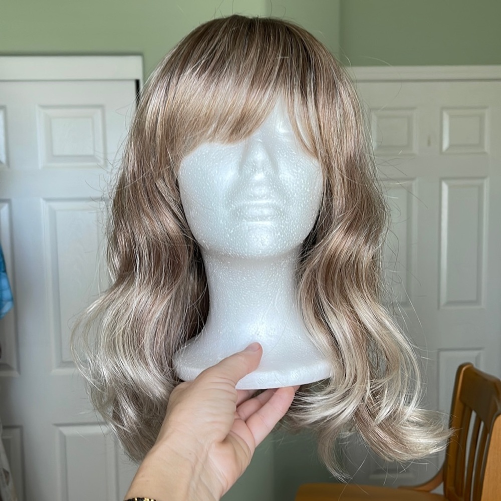 Amore by Rene Of Paris RYDER Synthetic Wig Melted Marshmallow - Picture 2 of 8